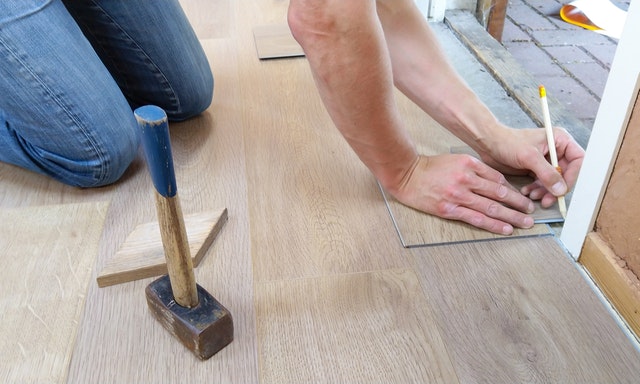 Karndean Flooring Vs Laminate Flooiring Times Connection