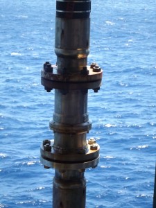 Marine breakaway couplings