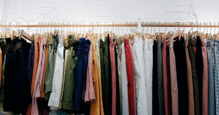 Vintage Clothing and Sustainability: A Fashionable Solution