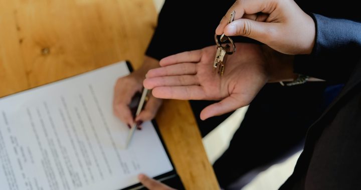 How a Conveyancing Solicitor in Grantham Supports Residential Conveyancing and a Smooth Property Sale